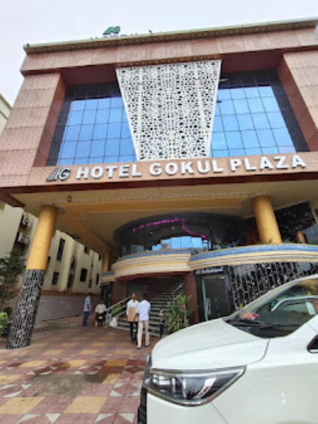 מלון בובנשוואר Gokul Plaza מראה חיצוני תמונה